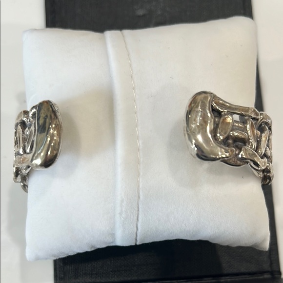 OUTRIDER HEAVY SILVER CUFF BRACELET BRAND NEW - Picture 3 of 6